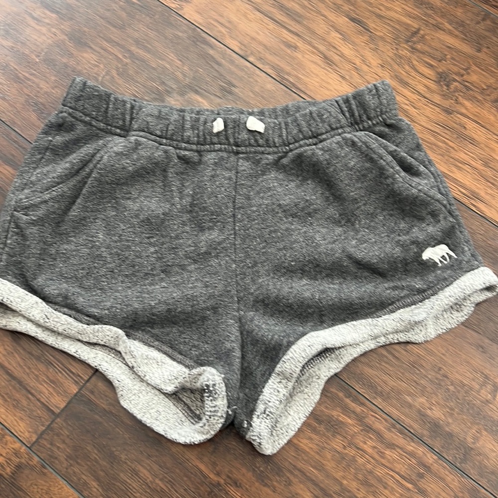 Used Abercrombie kids sweatshorts